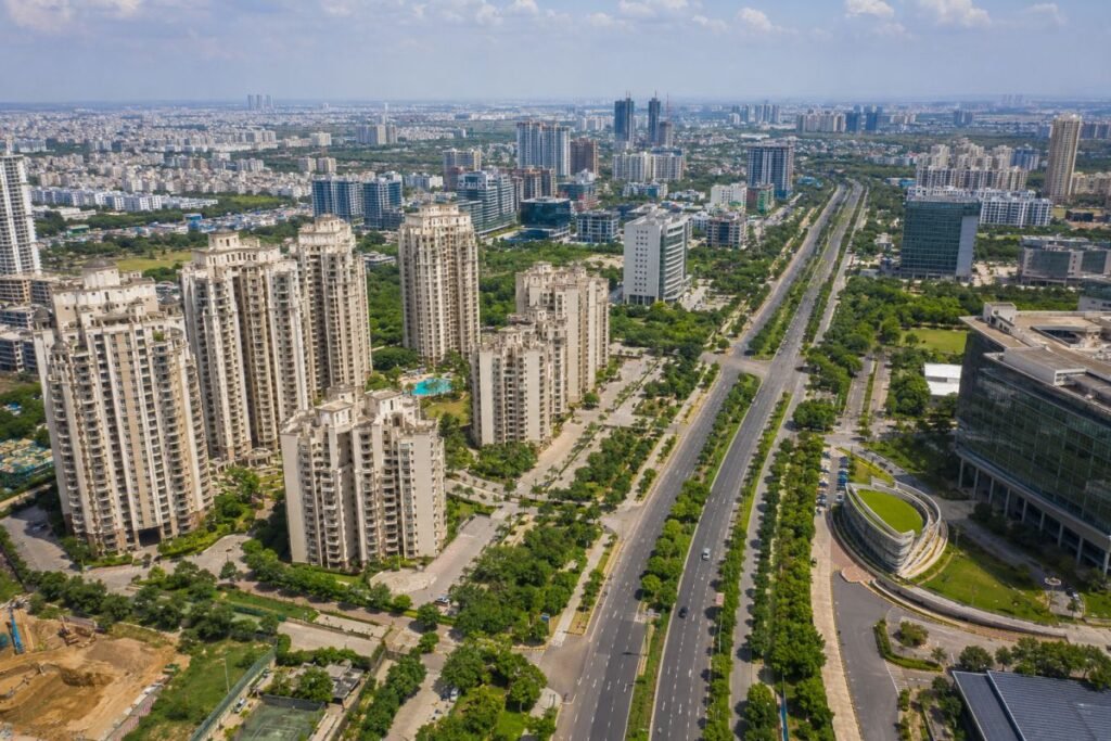 Location of Oberoi Three Sixty North on Golf Course Extension Road