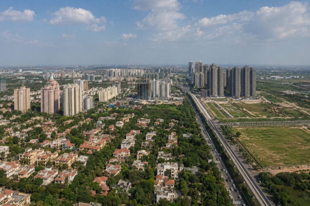 Comparison of established and emerging Gurugram residential investment corridors