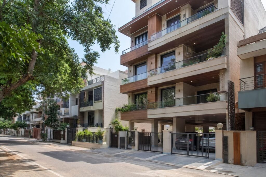 Independent floors and residential properties in Sector 20 Gurugram