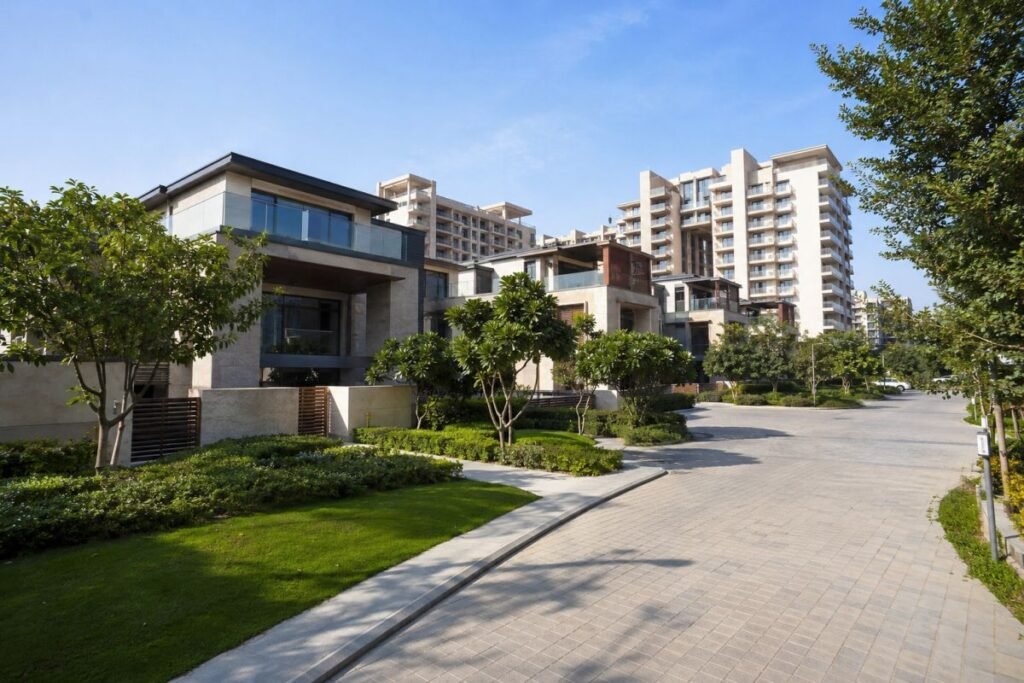 Luxury villas and apartments in New Gurugram SPR